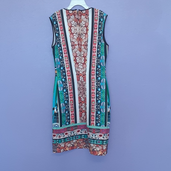 Dress - Picture 2 of 3